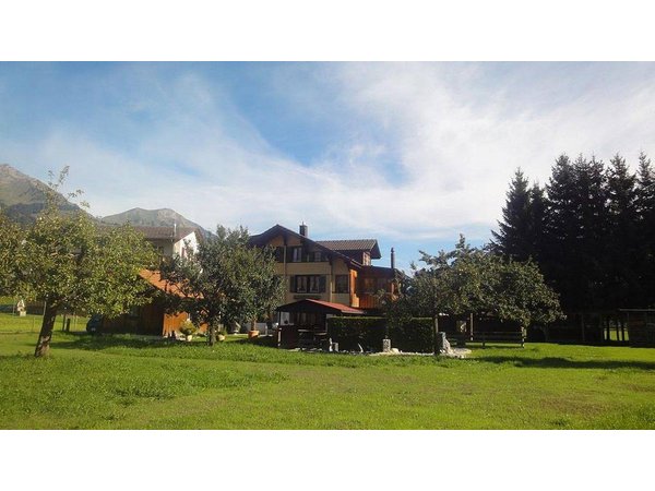 Holiday apartment in Frutigen from £83 per night