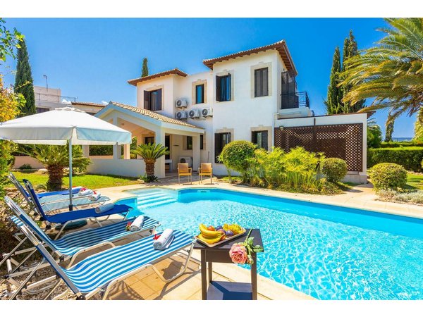 Holiday home in Dasoudi Beach from £134 per night