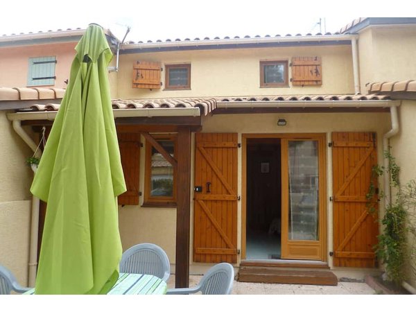 Holiday home in Aude from £42 per night