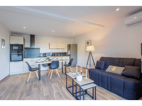 Holiday apartment in Oletta from £44 per night