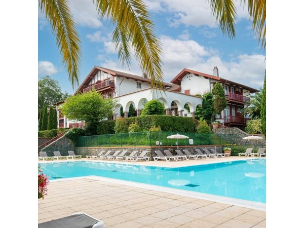 Holiday apartment in Ciboure from £60 per night
