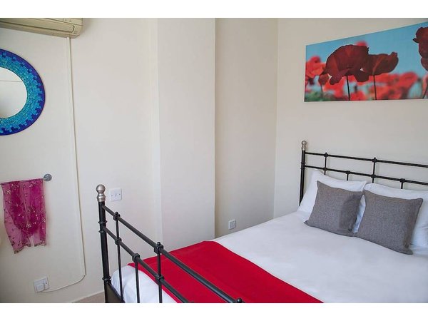Holiday apartment in Paphos from £53 per night