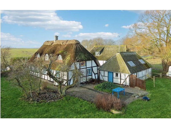 Holiday home in Humble from £47 per night