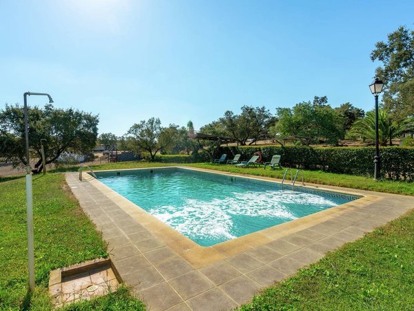 Holiday home in Cáceres Region from £256 per night