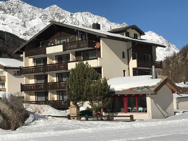 Holiday apartment in Saas-Almagell from £94 per night