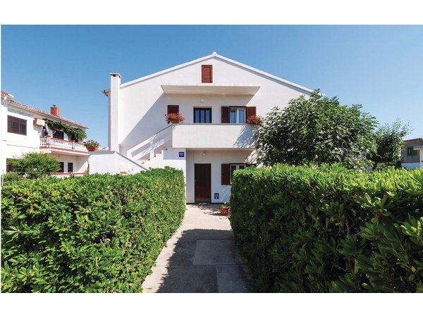 Holiday apartment in Grad Pag from £35 per night