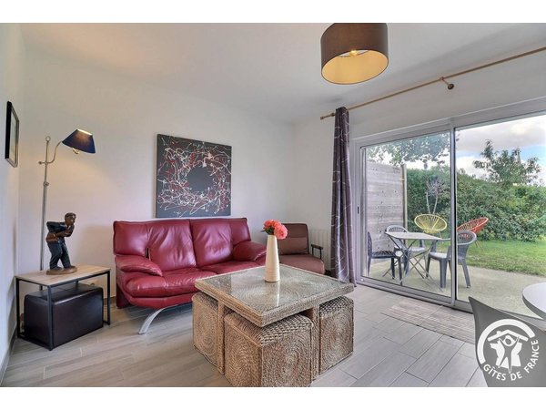 Holiday home in Saint-Père from £55 per night