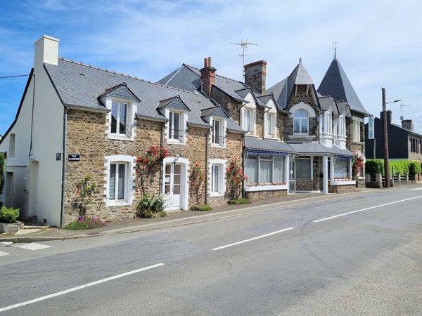 Holiday apartment in La Richardais from £42 per night