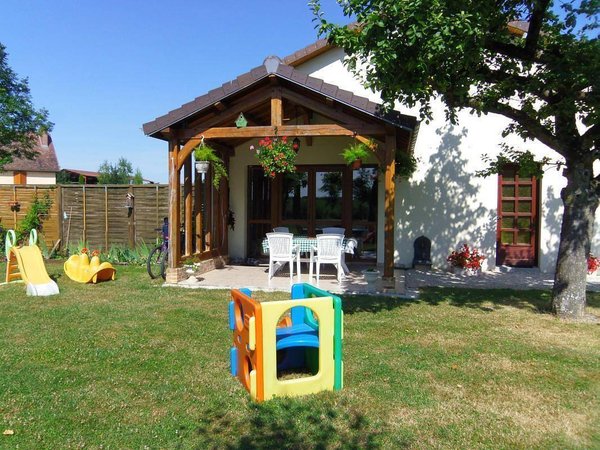 Holiday home in Aube from £58 per night