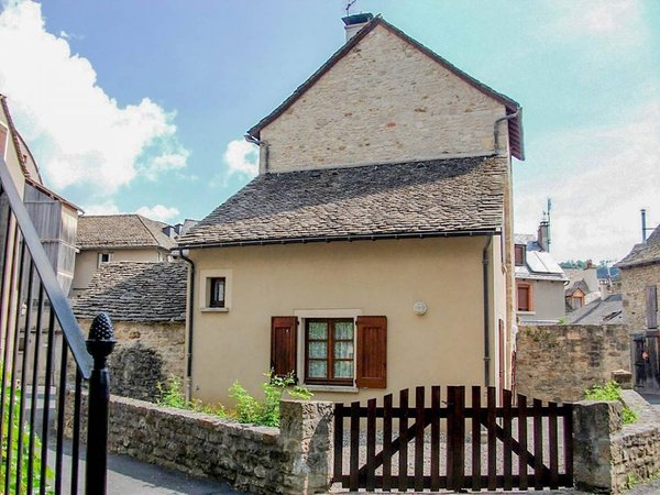 Holiday home in Lozère from £52 per night