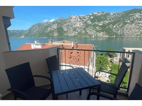 Holiday apartment in Opština Kotor from £118 per night