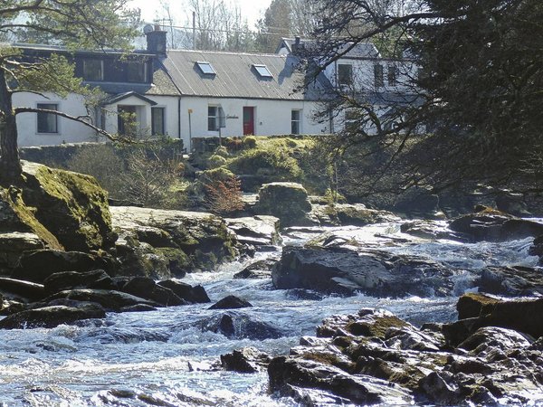 Holiday home in Killin from £67 per night