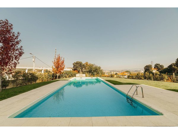Holiday apartment in Douro Litoral from £141 per night