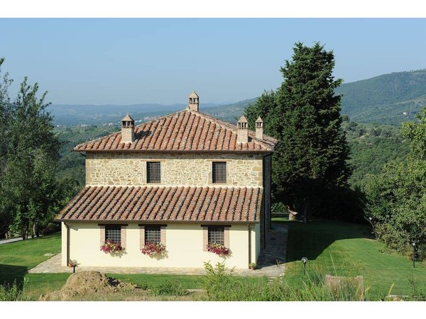 Holiday home in Panicale from £264 per night