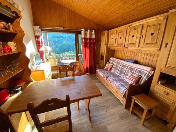 Holiday apartment in La Clusaz from £80 per night