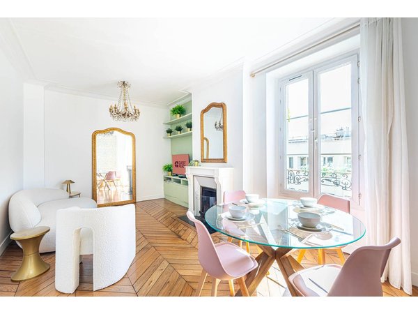 Holiday apartment in Hauts-de-Seine from £149 per night