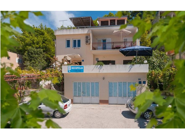 Holiday apartment in Podstrana from £32 per night