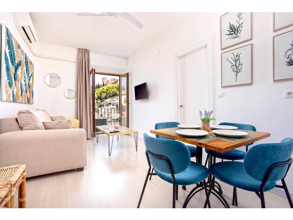 Holiday apartment in Granada from £111 per night