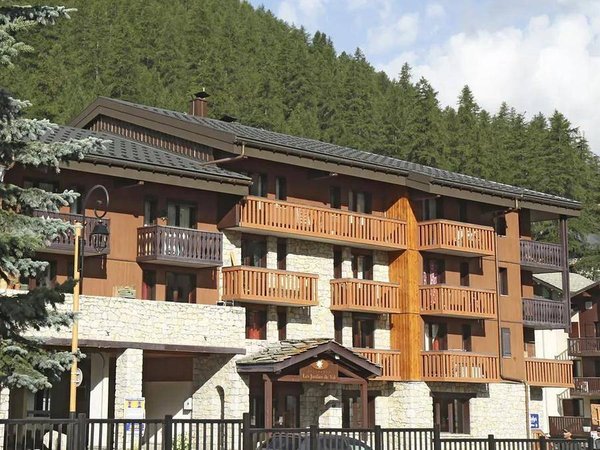Camping in Savoie from £79 per night