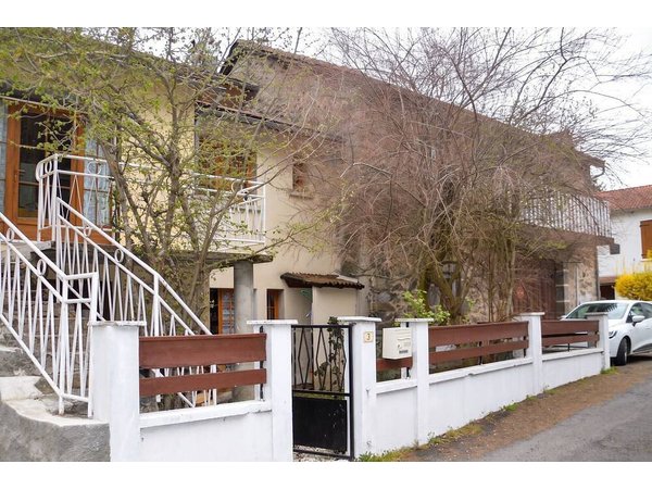 Holiday home in Cantal from £38 per night
