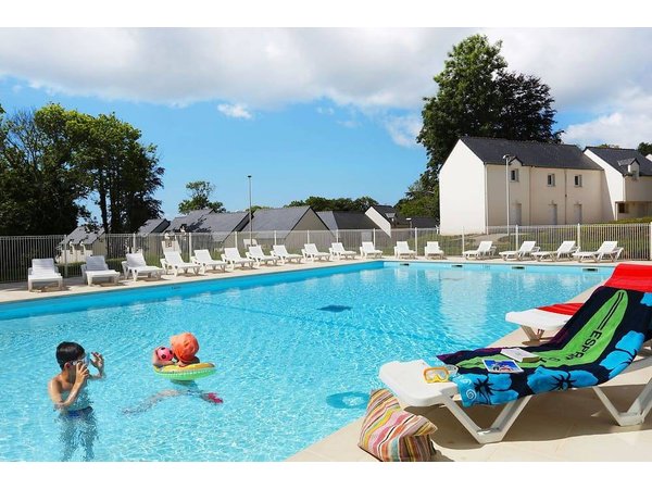 Holiday home in Iroise from £43 per night
