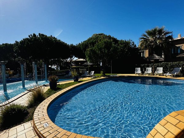 Holiday apartment in Albufeira from £334 per night
