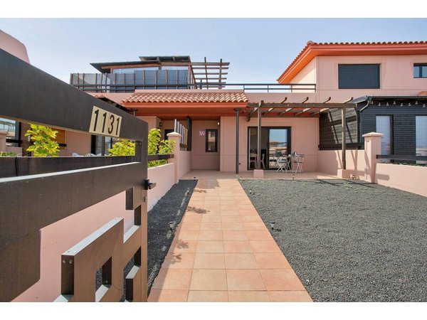 Holiday home in La Oliva from £47 per night