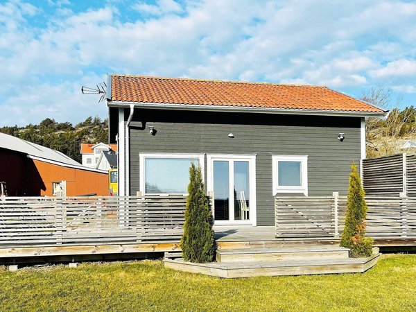 Holiday home in Tjörn from £58 per night