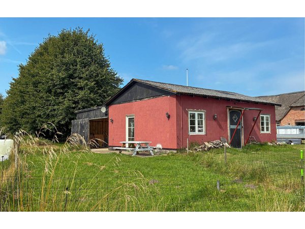 Holiday home in Højer from £41 per night