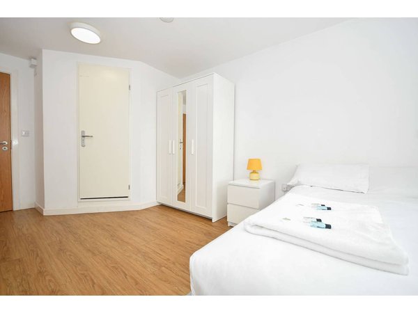 Holiday apartment in Liverpool from £22 per night