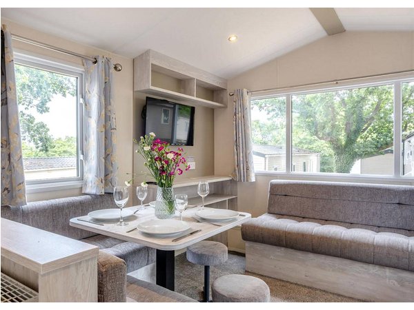 Camping in Calbourne from £37 per night
