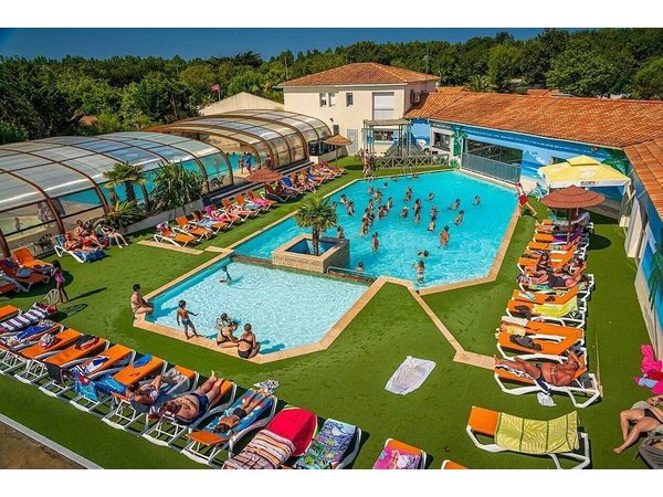 Camping in Île d’Oléron from £44 per night