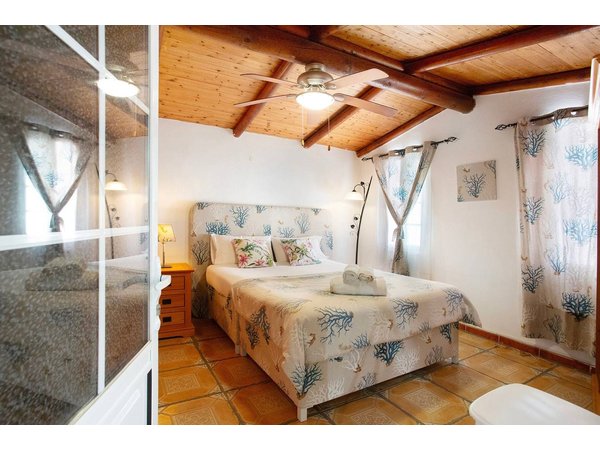 Holiday apartment in Tenerife from £32 per night