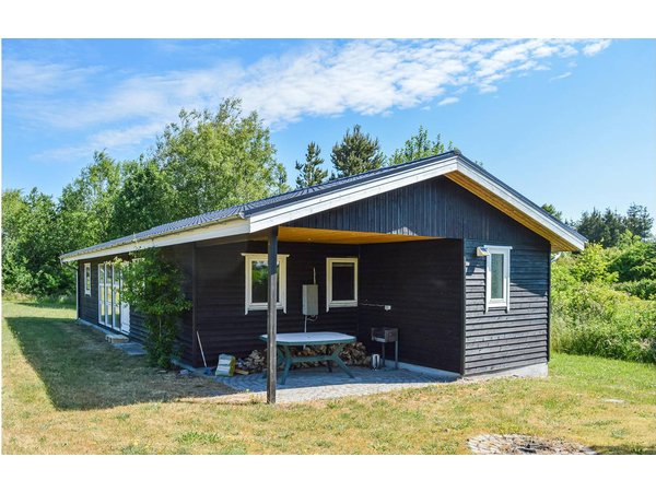 Holiday home in Hou from £41 per night