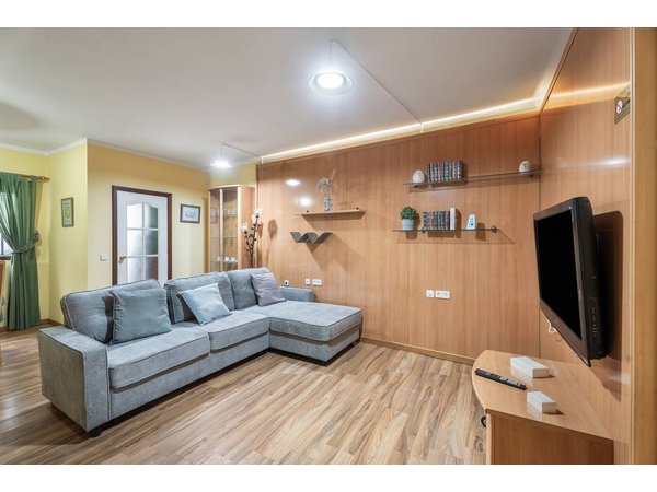 Holiday home in Abona from £41 per night