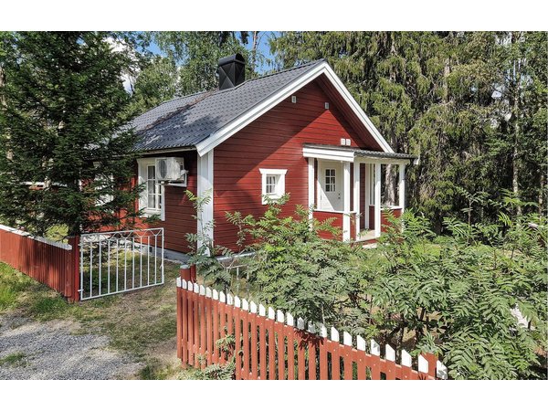 Holiday home in Norrbottens land from £43 per night