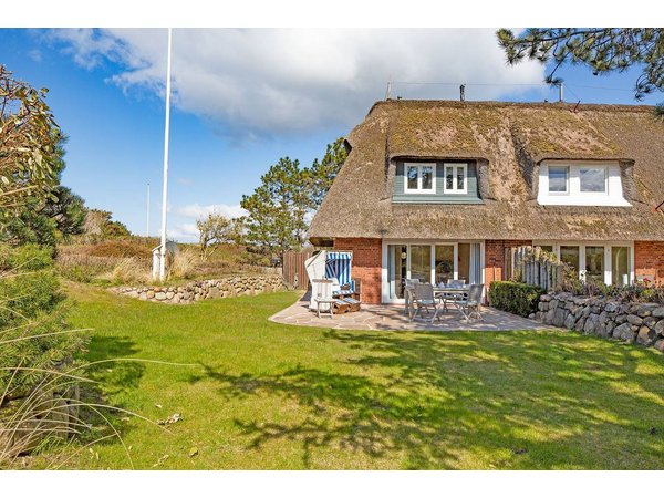 Holiday home in Sylt from £162 per night