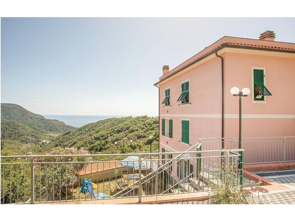 Holiday apartment in Moneglia from £42 per night