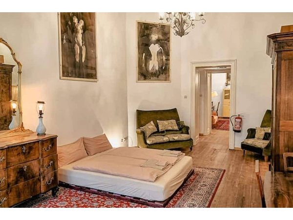 Holiday apartment in Berlin from £471 per night