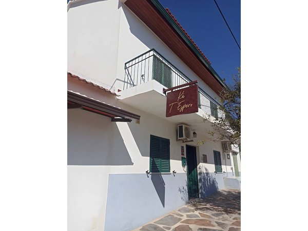 Holiday home in Penha Garcia from £57 per night