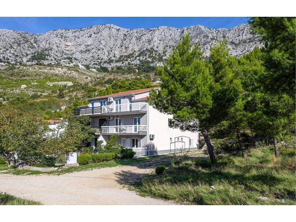 Holiday apartment in Omiš-Riviera from £31 per night