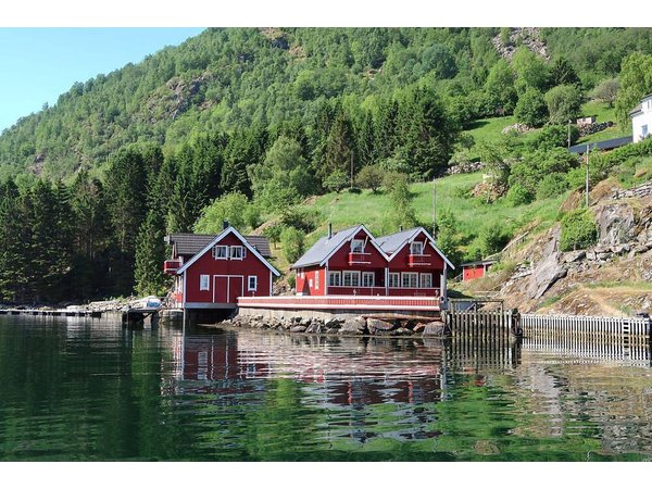 Holiday home in Vik from £59 per night