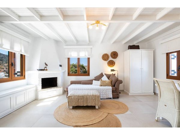 Holiday home in Karpathos from £153 per night