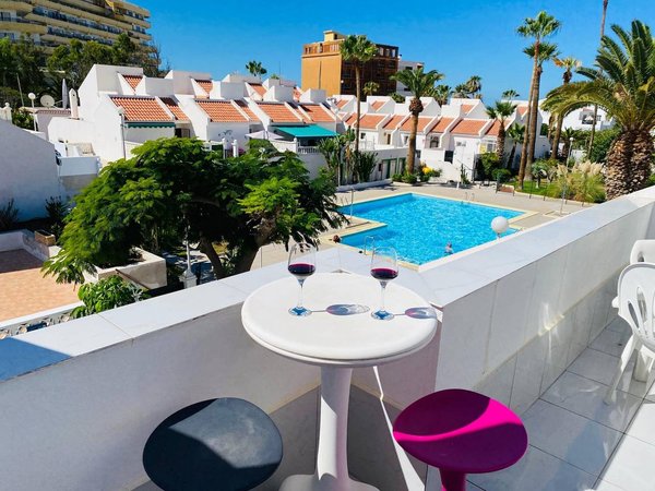 Holiday home in Adeje from £253 per night