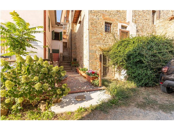 Holiday home in Marliana from £53 per night