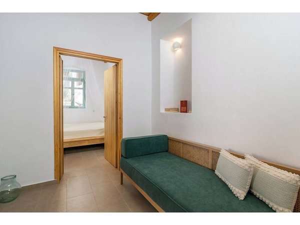 Holiday apartment in Milos from £243 per night