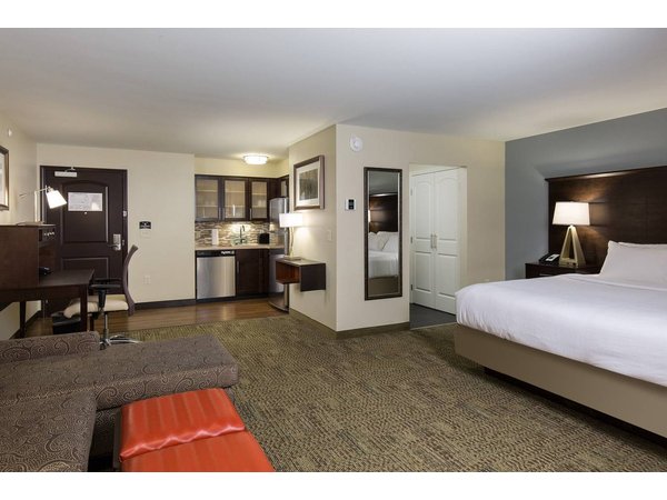 Holiday apartment in Alameda County from £125 per night
