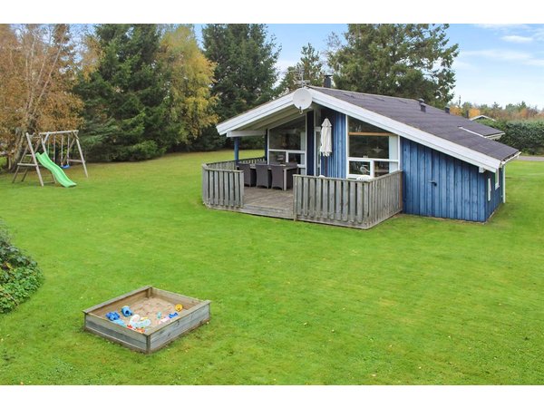 Holiday home in Hou from £46 per night