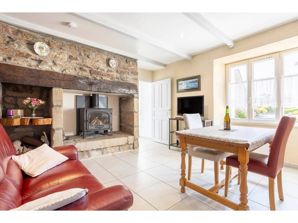 Holiday home in Iroise from £46 per night