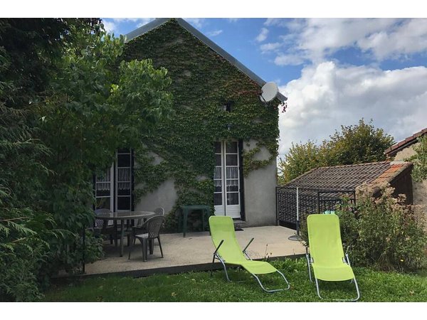Holiday home in Allier from £47 per night